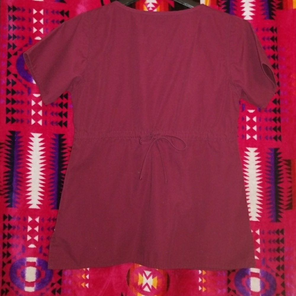 Scrub top - Picture 3 of 4